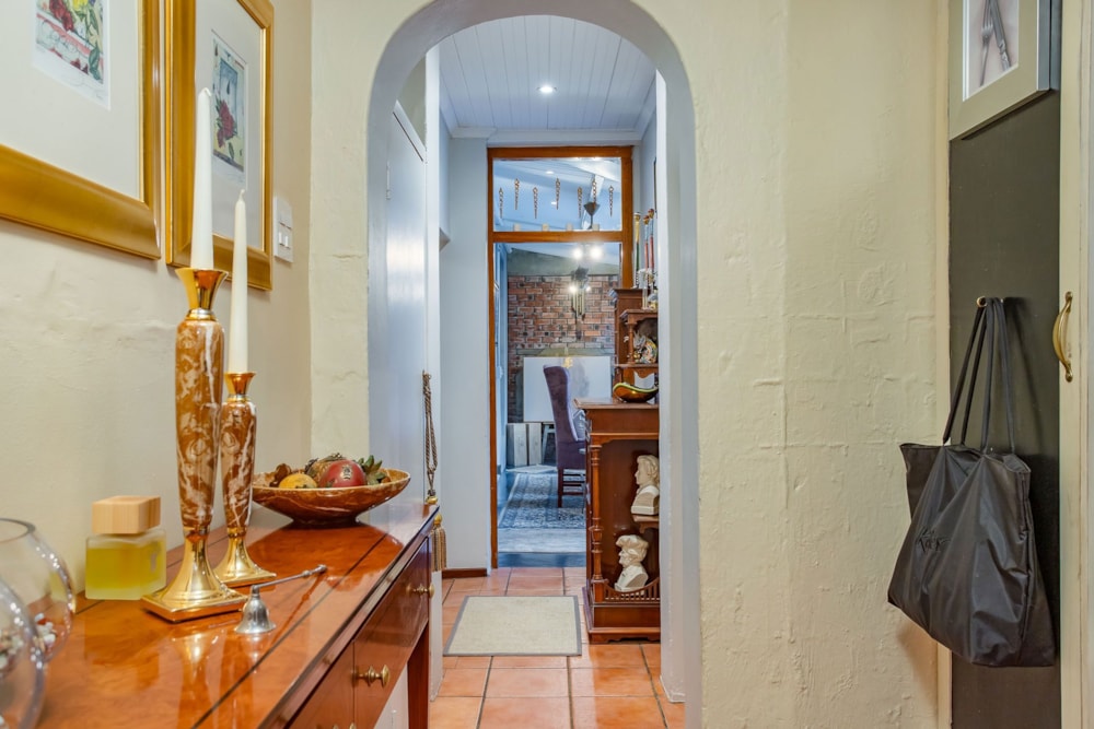 House for sale in Paarl - TK1689471 House for sale in Paarl - TK1689471