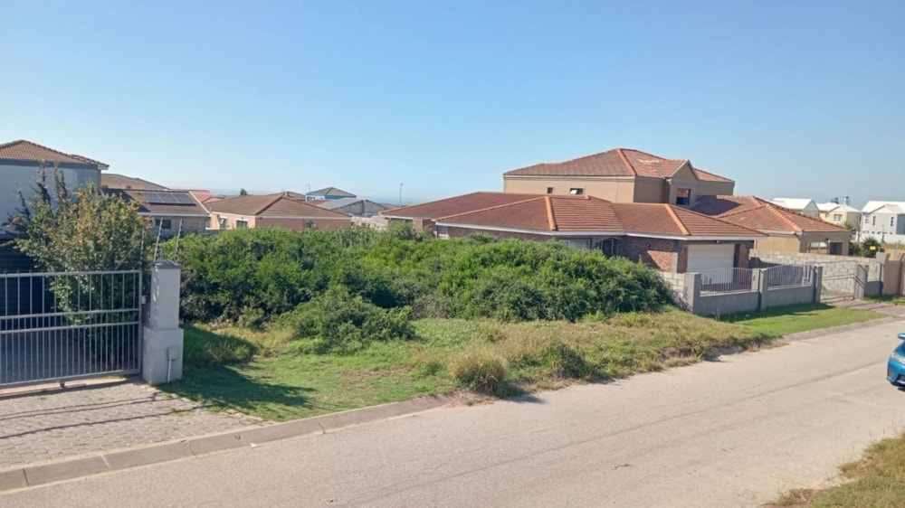 Residential vacant land for sale in Bluewater Bay, Port Elizabeth, Gqeberha - 1PLZ1689402 Residential vacant land for sale in Bluewater Bay, Port Elizabeth, Gqeberha - 1PLZ1689402