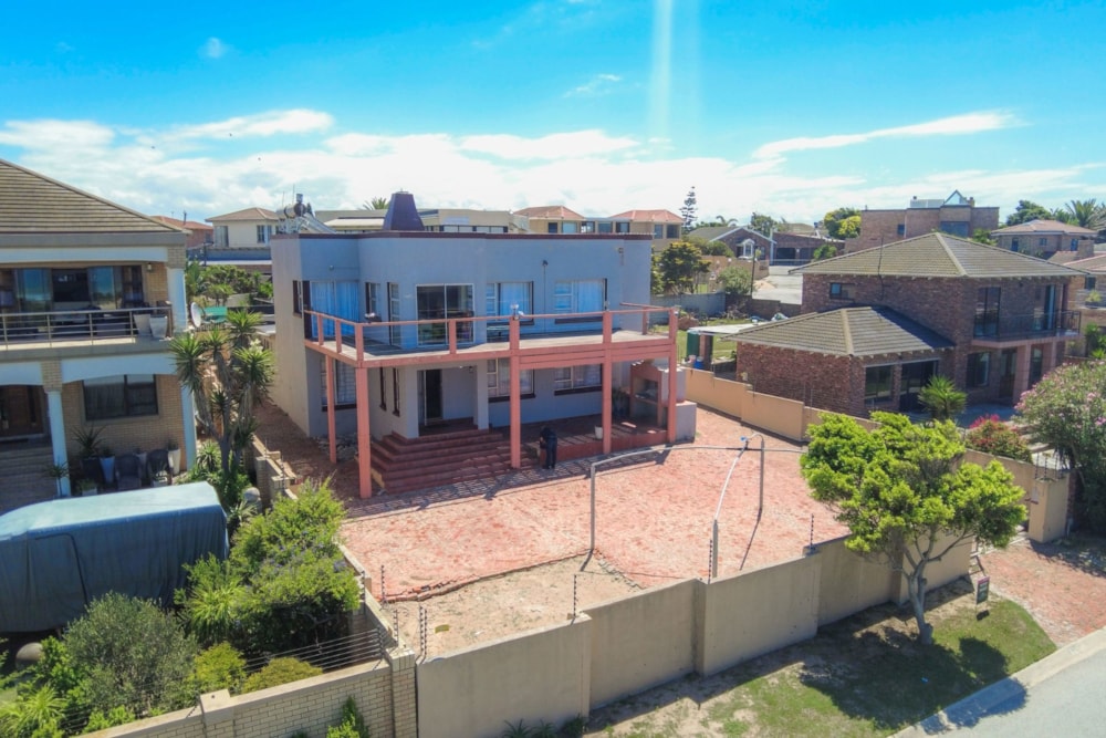 House for sale in Bluewater Bay, Port Elizabeth, Gqeberha - 1PLZ1692362 House for sale in Bluewater Bay, Port Elizabeth, Gqeberha - 1PLZ1692362