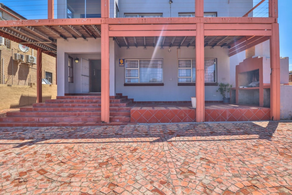 House for sale in Bluewater Bay, Port Elizabeth, Gqeberha - 1PLZ1692362 House for sale in Bluewater Bay, Port Elizabeth, Gqeberha - 1PLZ1692362