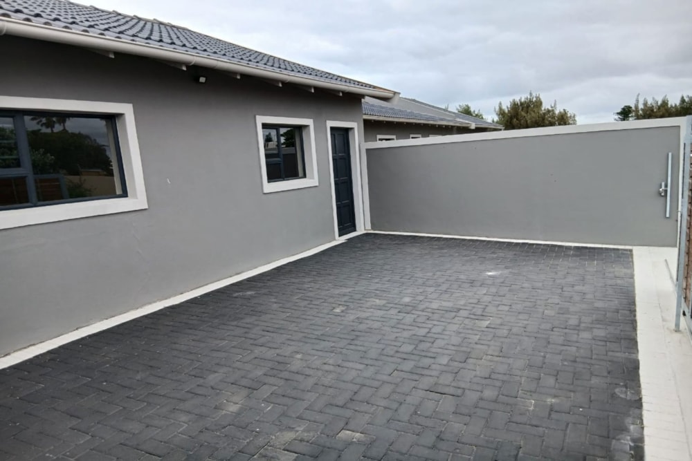 House let in Bluewater Bay, Port Elizabeth, Gqeberha - 1PLZ1689084 House let in Bluewater Bay, Port Elizabeth, Gqeberha - 1PLZ1689084