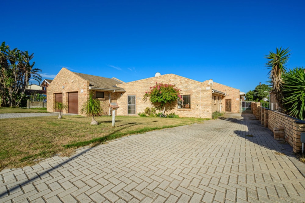 House for sale in Bluewater Bay, Port Elizabeth, Gqeberha - 1PLZ1670139