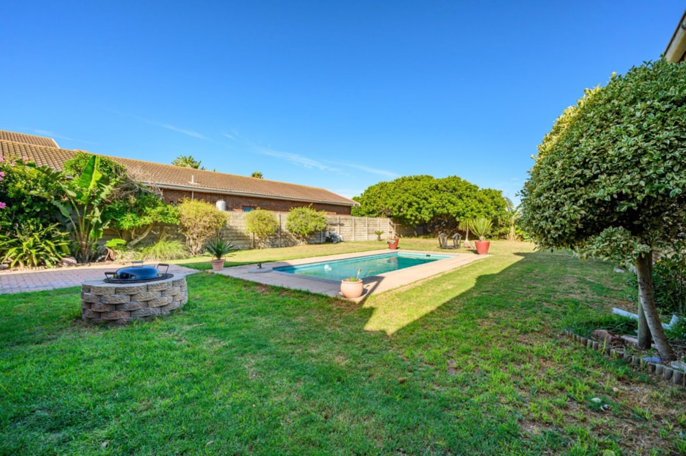 House for sale in Bluewater Bay, Port Elizabeth, Gqeberha - 1PLZ1670139