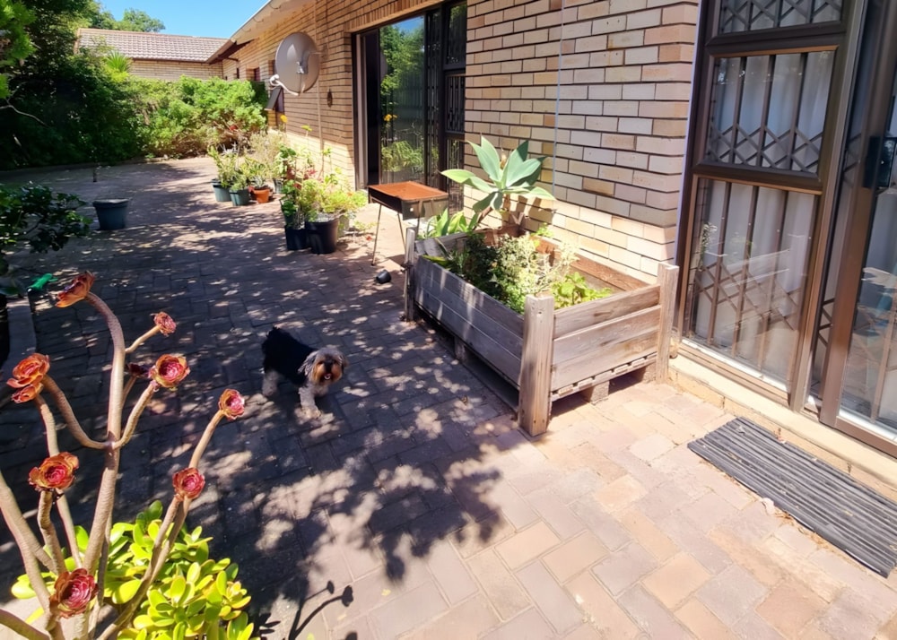 Townhouse sold in Summerstrand - 1PLZ1688244