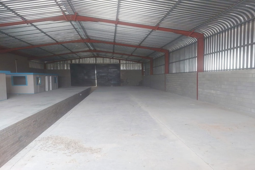Commercial industrial property let in Grahamstown (Makhanda) - 1GC1721022 Commercial industrial property let in Grahamstown (Makhanda) - 1GC1721022