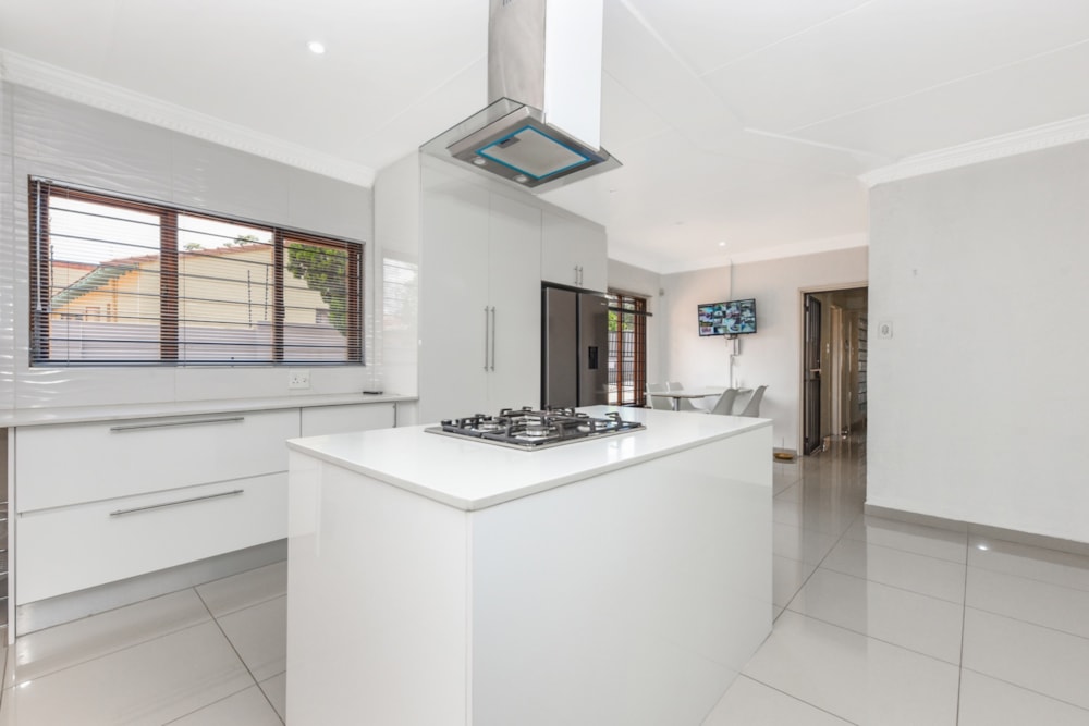 House for sale in Lonehill - FW1689472 House for sale in Lonehill - FW1689472