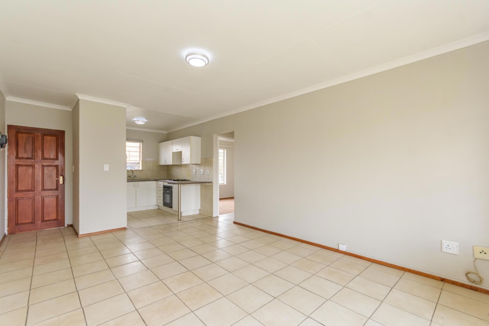 Apartment for sale in Parkrand - BOK1642607