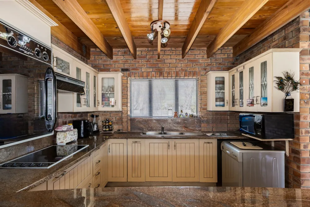 House sold in Anchorage Park - SW1690989