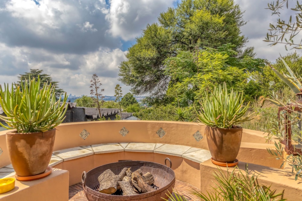 House sold in Northcliff, Johannesburg - RAN1690938 House sold in Northcliff, Johannesburg - RAN1690938