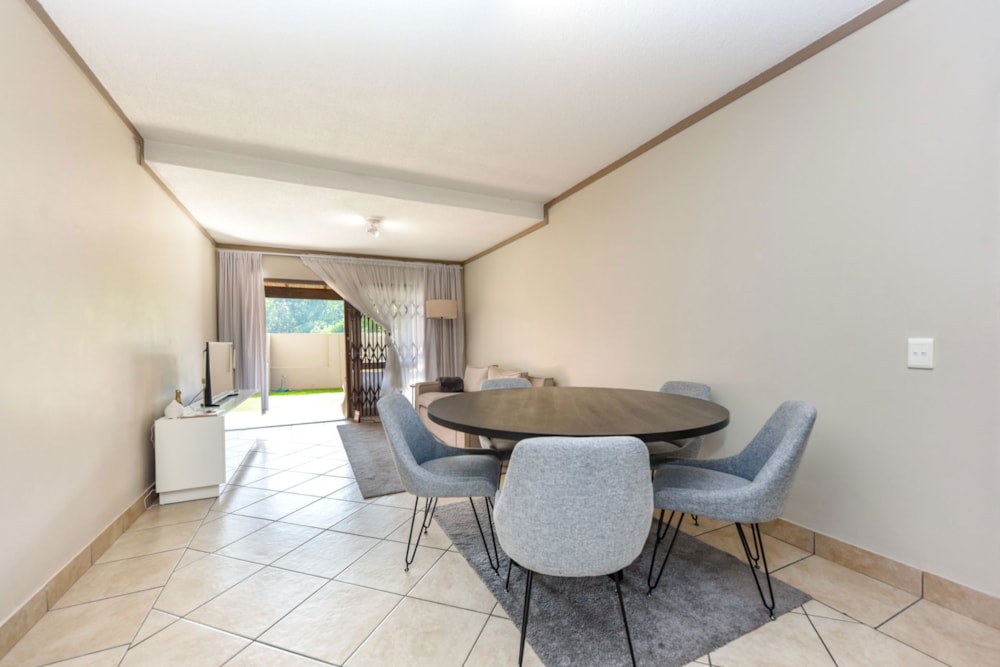 Apartment sold in Paulshof - FW1692197 Apartment sold in Paulshof - FW1692197