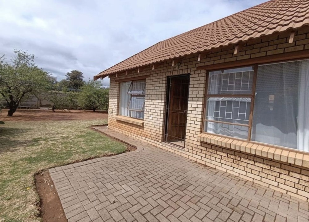 Townhouse sold in Langenhovenpark - 1BX1667781 Townhouse sold in Langenhovenpark - 1BX1667781