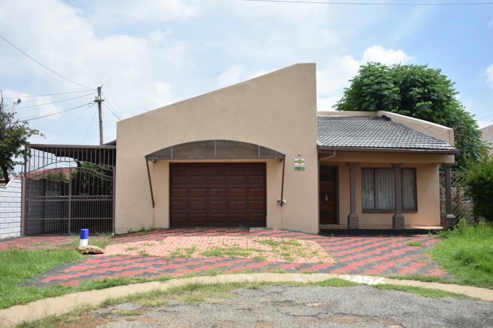 House sold in Lenasia South - 1GV1688714 House sold in Lenasia South - 1GV1688714