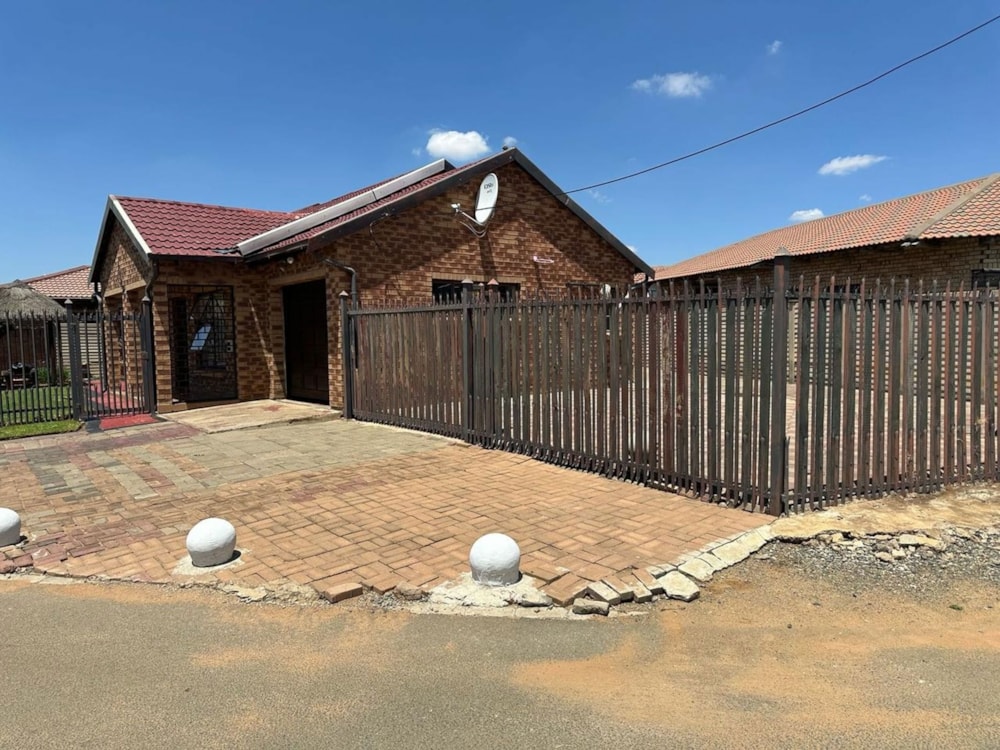 House for sale in Grasslands - 1BX1690749