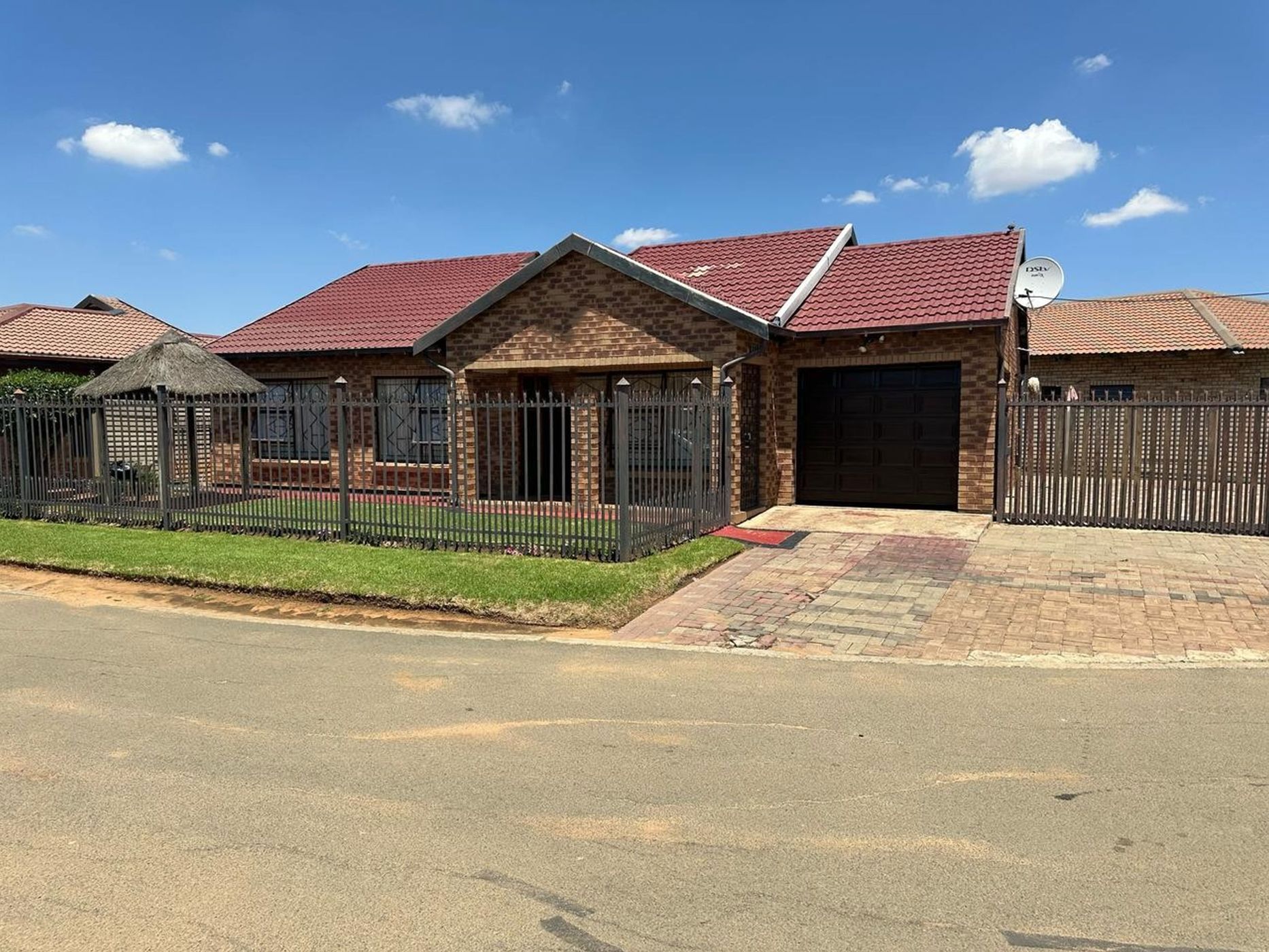 House for sale in Grasslands - 1BX1690749