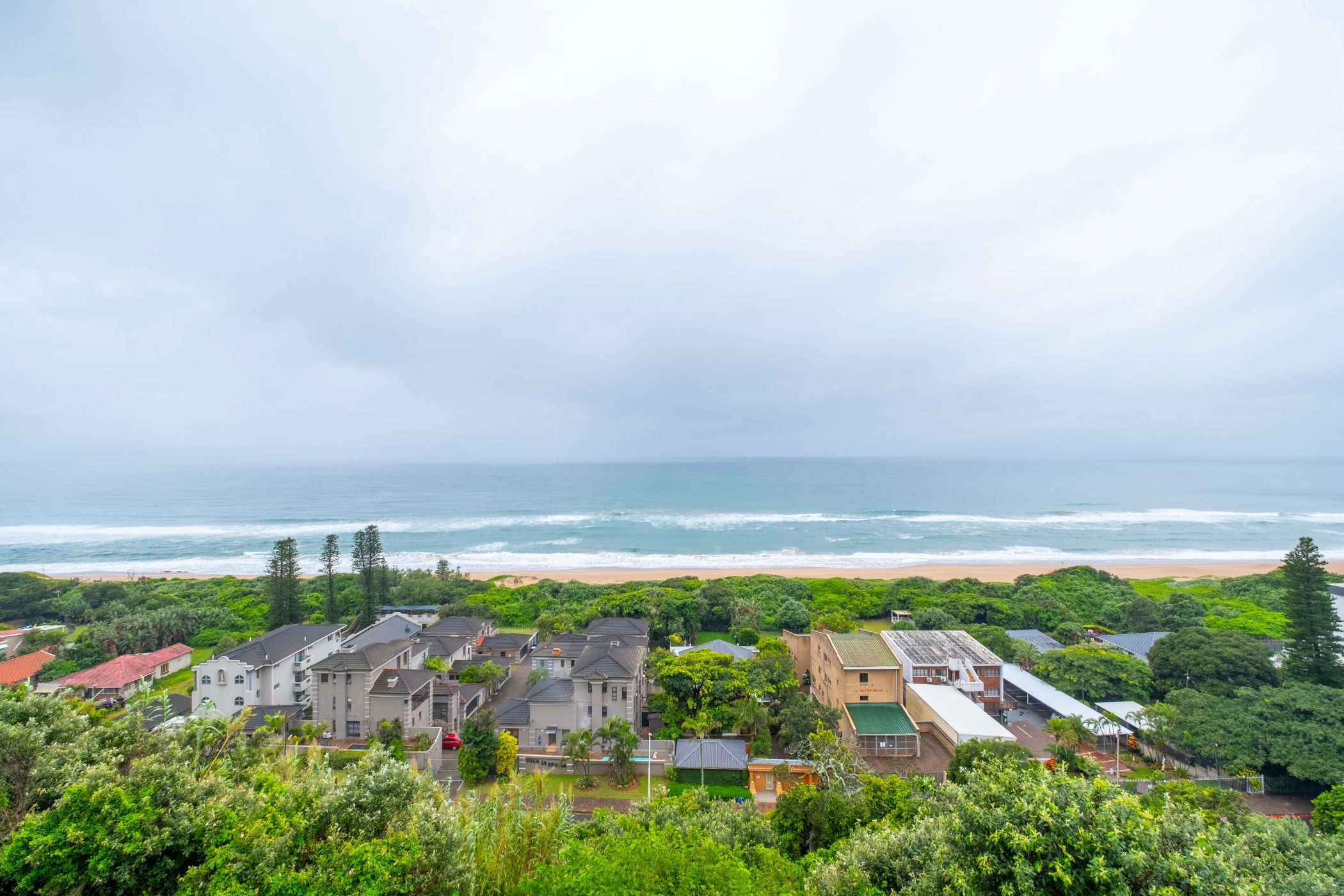 House for sale in Amanzimtoti - 1WB1690414