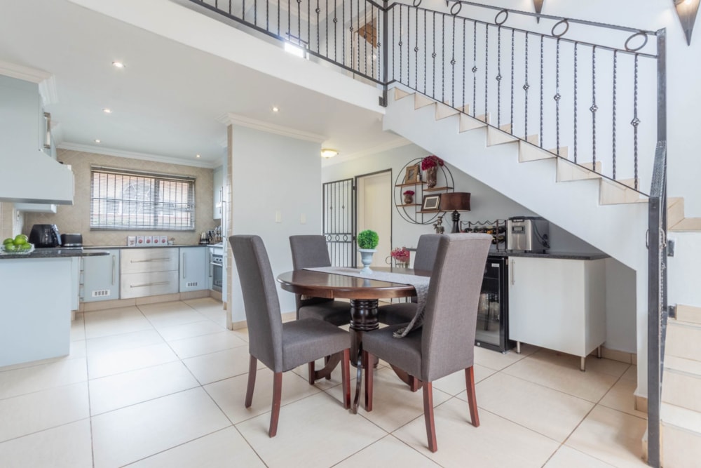 Double-storey cluster for sale in Glen Marais - KTP1689341 Double-storey cluster for sale in Glen Marais - KTP1689341