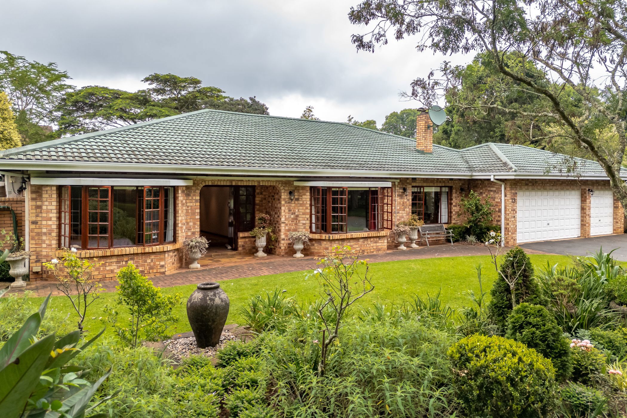 Townhouse sold in Hillcrest Park - 1KF1688551