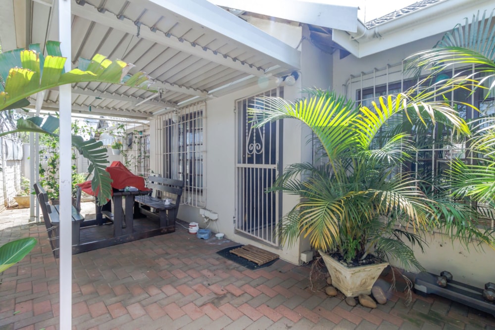 Townhouse for sale in Sunningdale, uMhlanga - 1ND1689104 Townhouse for sale in Sunningdale, uMhlanga - 1ND1689104