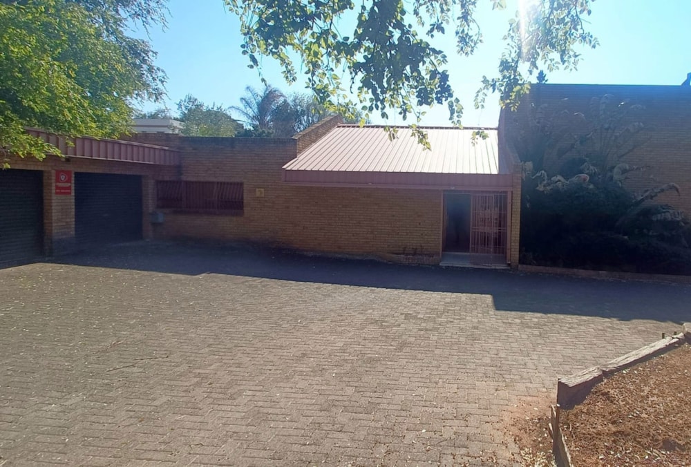 House let in Heuwelsig, Bloemfontein - 1BX1689219 House let in Heuwelsig, Bloemfontein - 1BX1689219