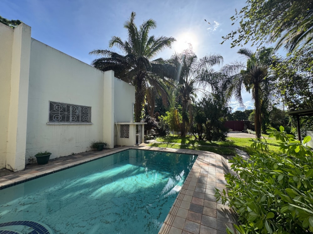 Commercial office to rent in Jesmondine, Zambia - 3ZA1514569