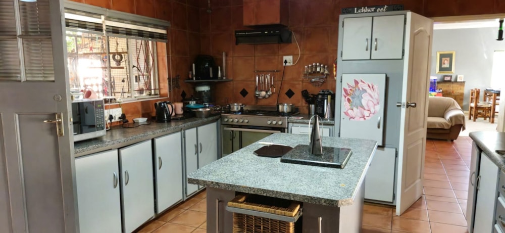 Smallholding for sale in Estoire - 1BX1690864