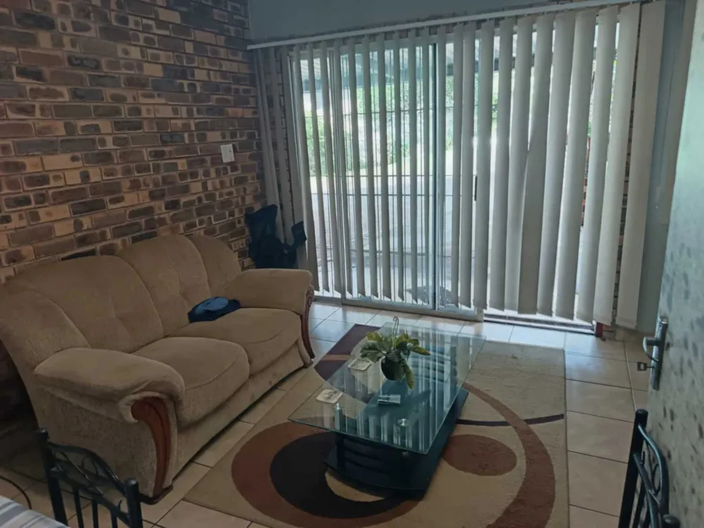 Garden apartment let in Veldenvlei - 1RY1741598
