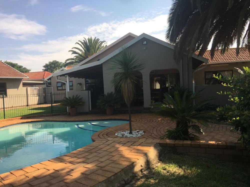 House for sale in Brackenhurst - 1GV1688926