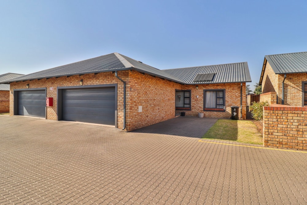 Security complex home sold in New Market Park - 1GV1690548 Security complex home sold in New Market Park - 1GV1690548