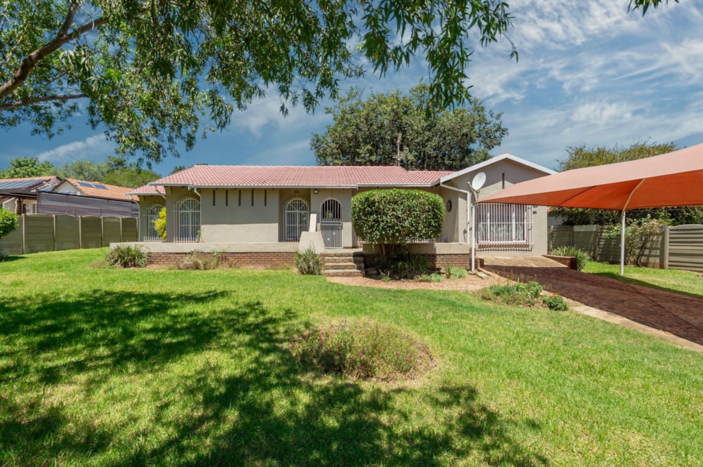 House for sale in Brackendowns - 1GV1691024