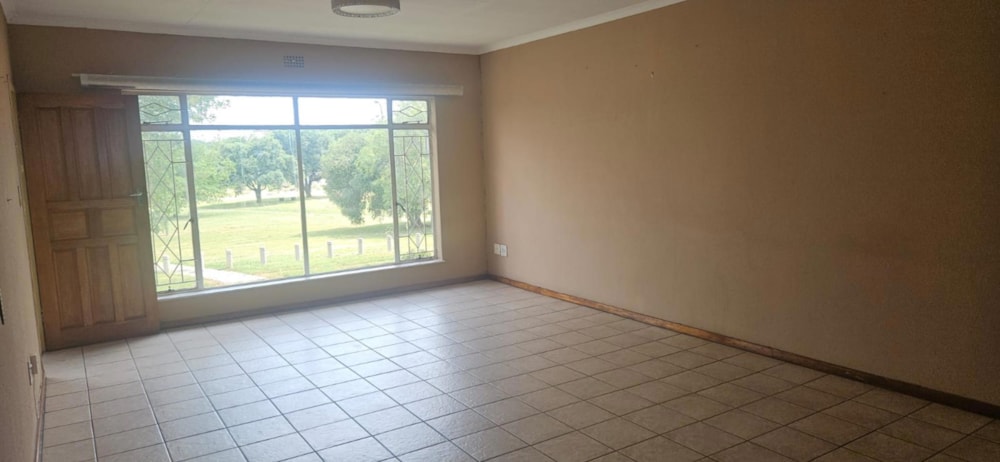 Apartment for sale in New Redruth - 1GV1689710