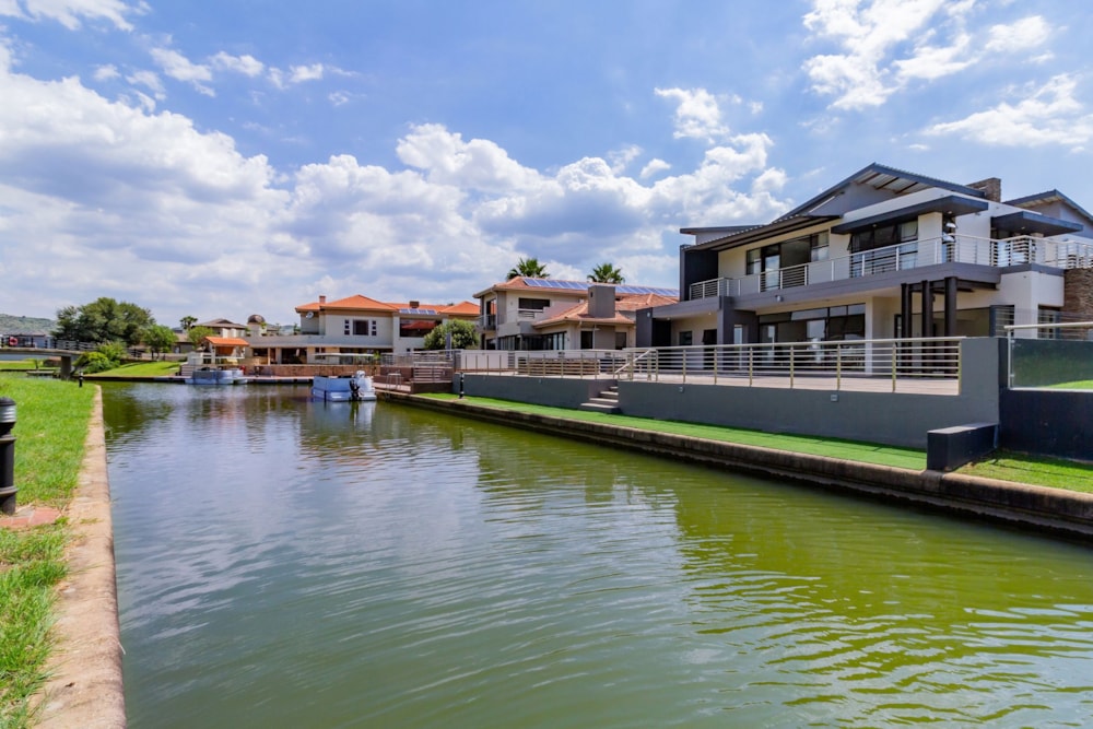 Double-storey house for sale in The Islands Estate - 1HR1689886 Double-storey house for sale in The Islands Estate - 1HR1689886