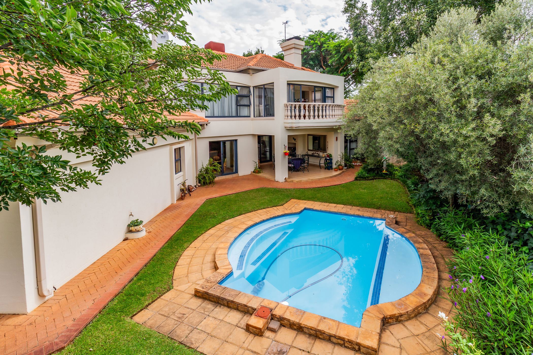 House for sale in Westlake, Hartbeespoort - 1HR1691102