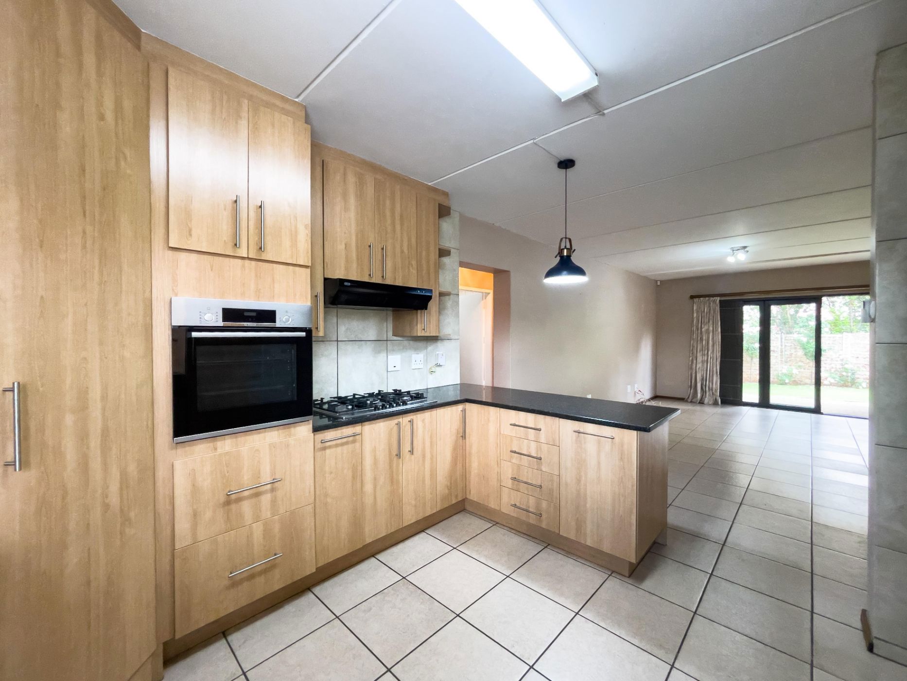 House for sale in Pomona - KTP1690639