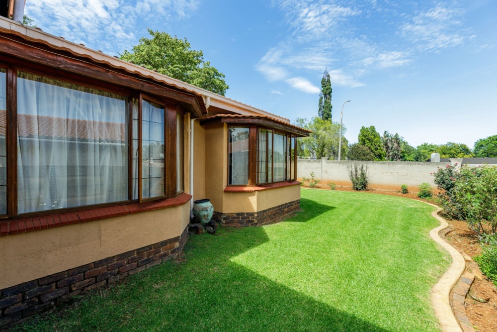 House for sale in Birch Acres - KTP1690804 House for sale in Birch Acres - KTP1690804