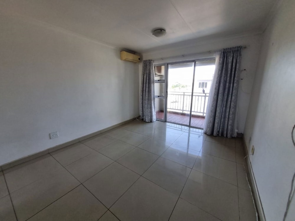 Apartment for sale in North Beach Durban - 1DA1689140 Apartment for sale in North Beach Durban - 1DA1689140