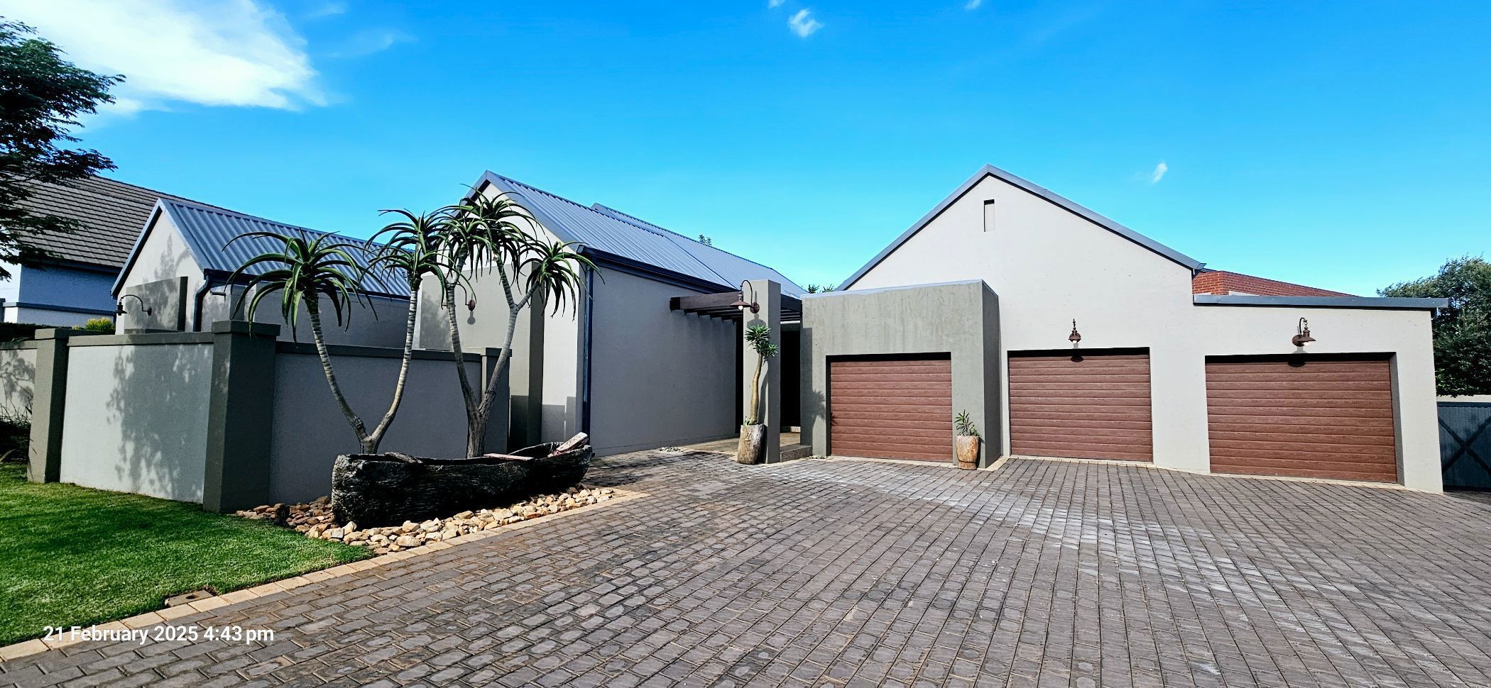 House for sale in Midstream Estate - CN1730291