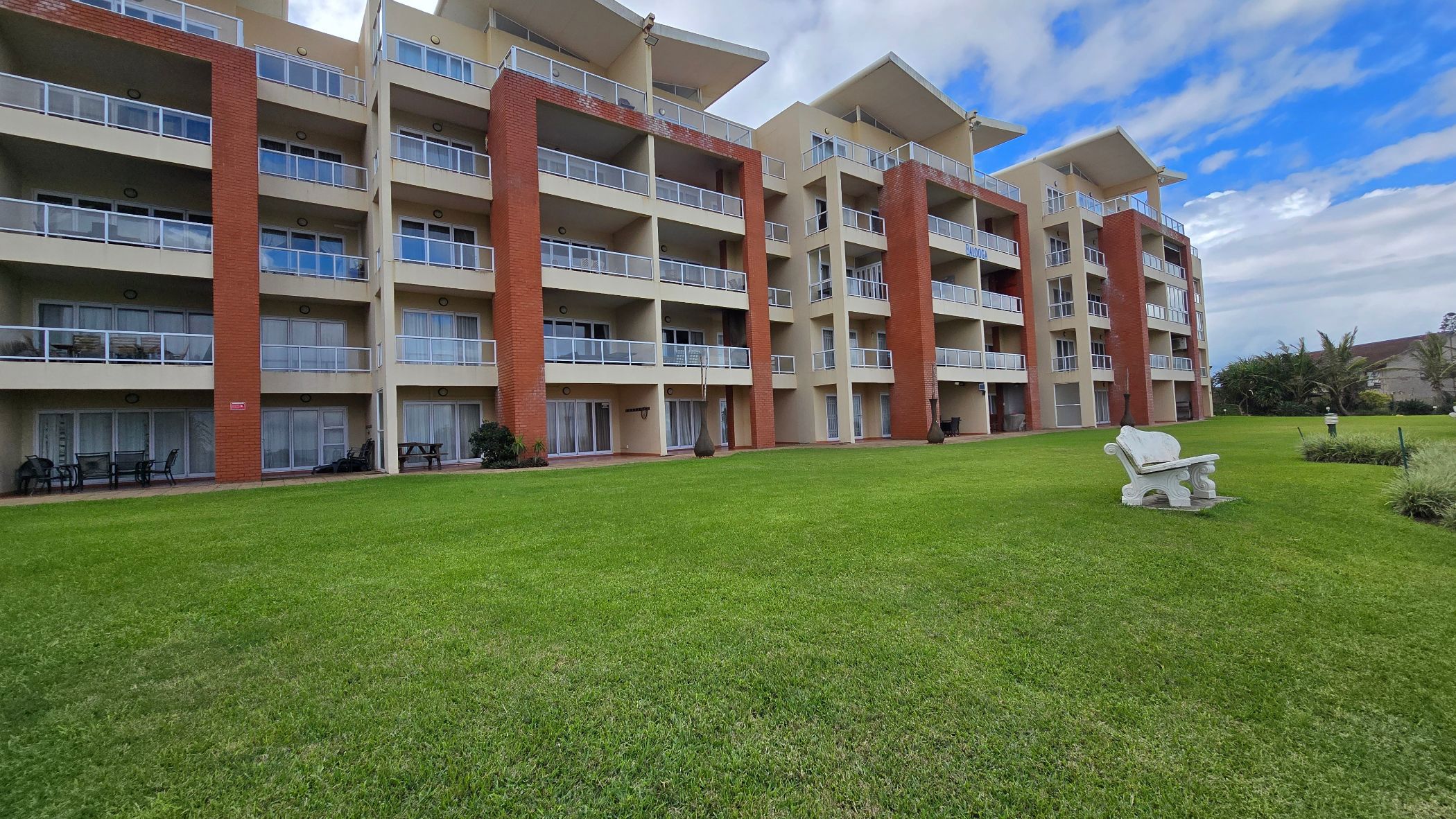 Apartment for sale in Margate - 1PSH1692334