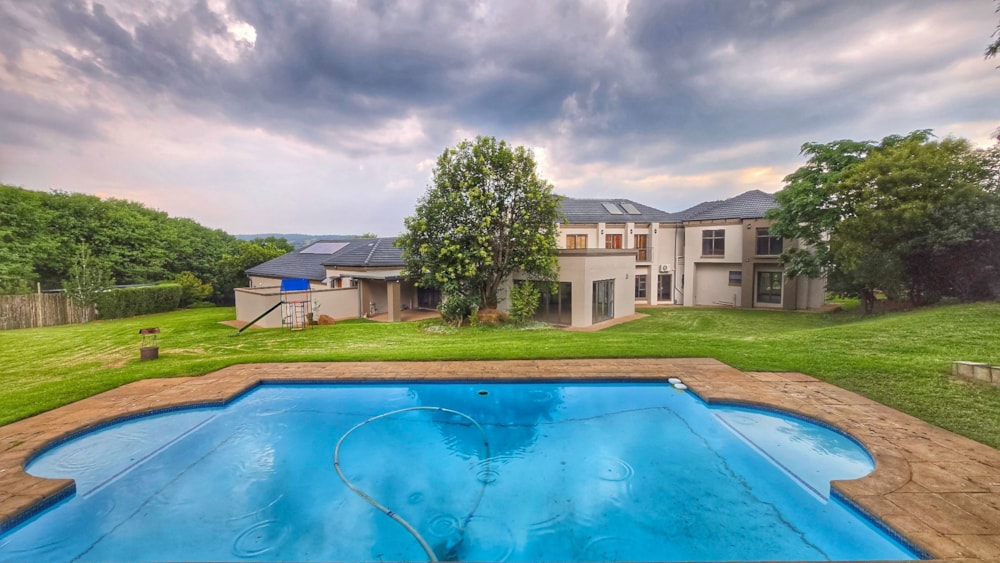 House for sale in Mooikloof Equestrian Estate - PT1692379