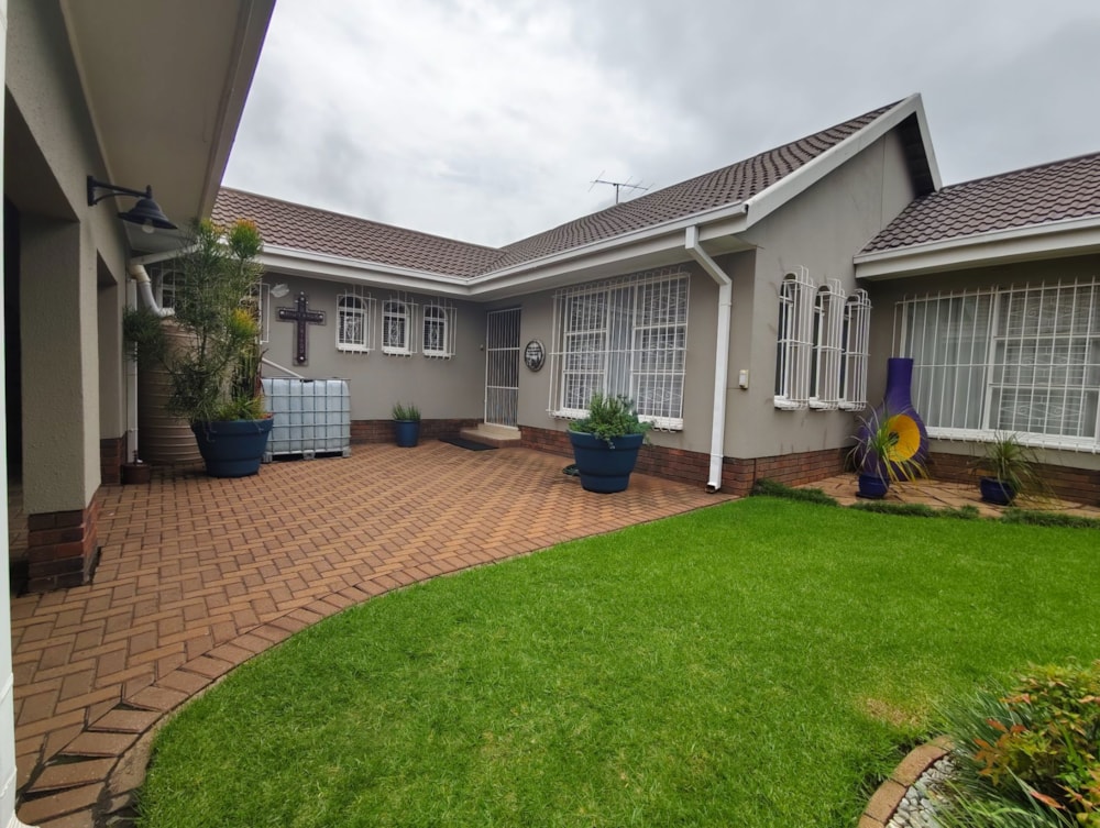 House for sale in Vanderbijlpark SE 2 - 1VT1691388 House for sale in Vanderbijlpark SE 2 - 1VT1691388