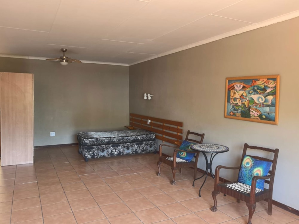 Bachelor apartment to rent in Thabazimbi - 1ER1621104 Bachelor apartment to rent in Thabazimbi - 1ER1621104