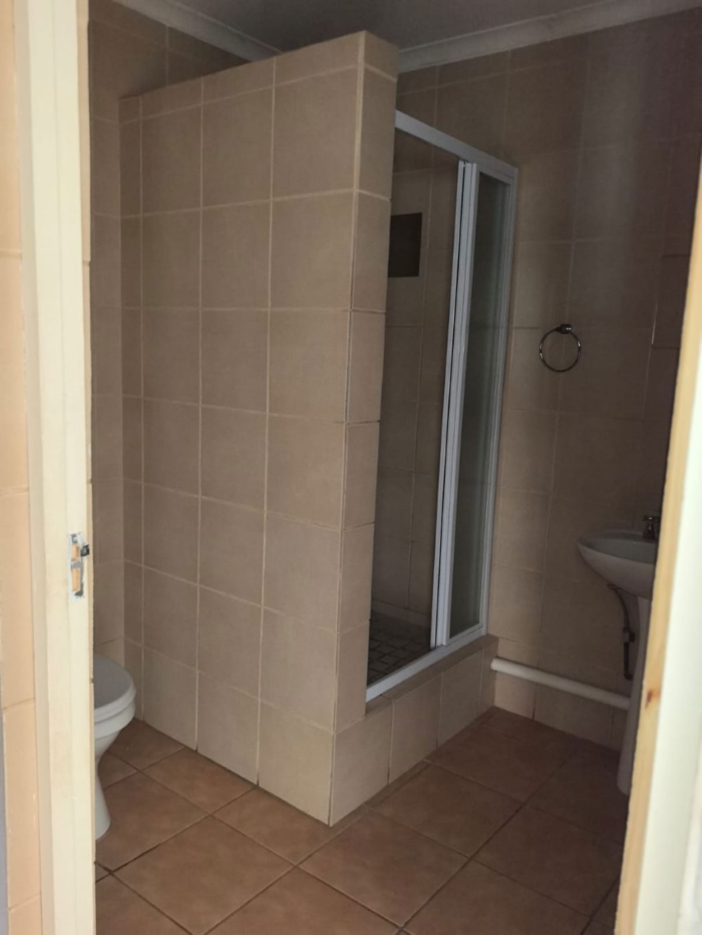 Bachelor apartment to rent in Thabazimbi - 1ER1621104 Bachelor apartment to rent in Thabazimbi - 1ER1621104