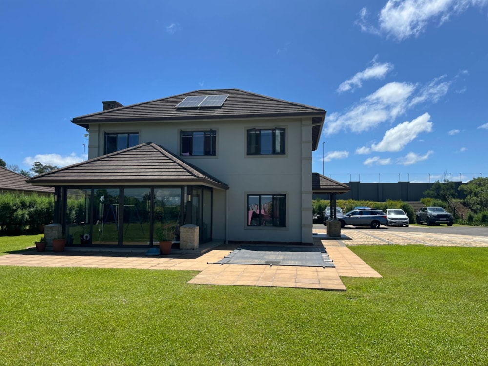 House let in Waterfall, Upper Highway - 1KF1692384 House let in Waterfall, Upper Highway - 1KF1692384