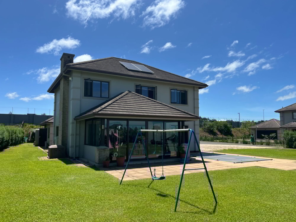 House let in Waterfall, Upper Highway - 1KF1692384 House let in Waterfall, Upper Highway - 1KF1692384