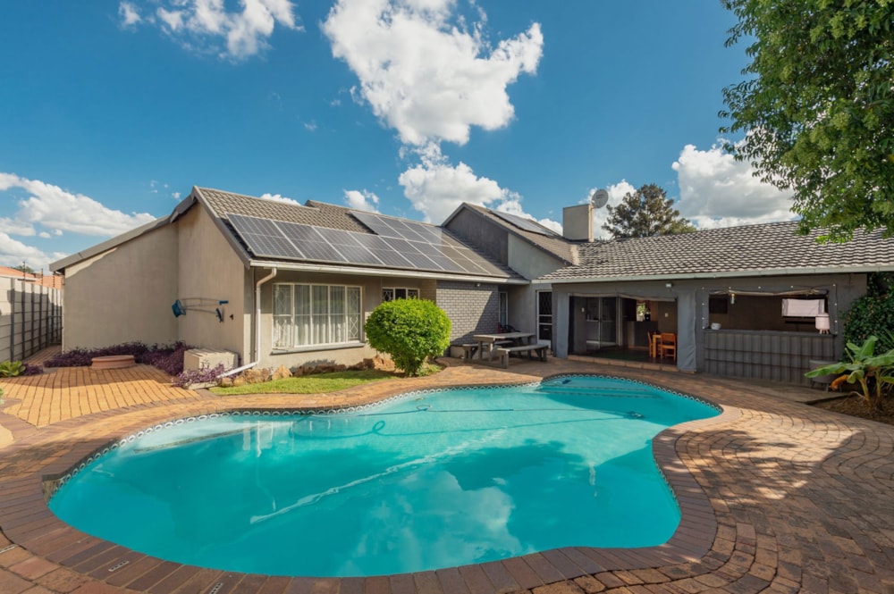 House sold in Verwoerdpark, Alberton - 1GV1691088 House sold in Verwoerdpark, Alberton - 1GV1691088