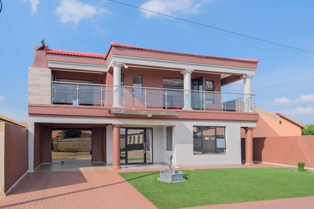 House sold in Protea Glen - RDT1689434 House sold in Protea Glen - RDT1689434