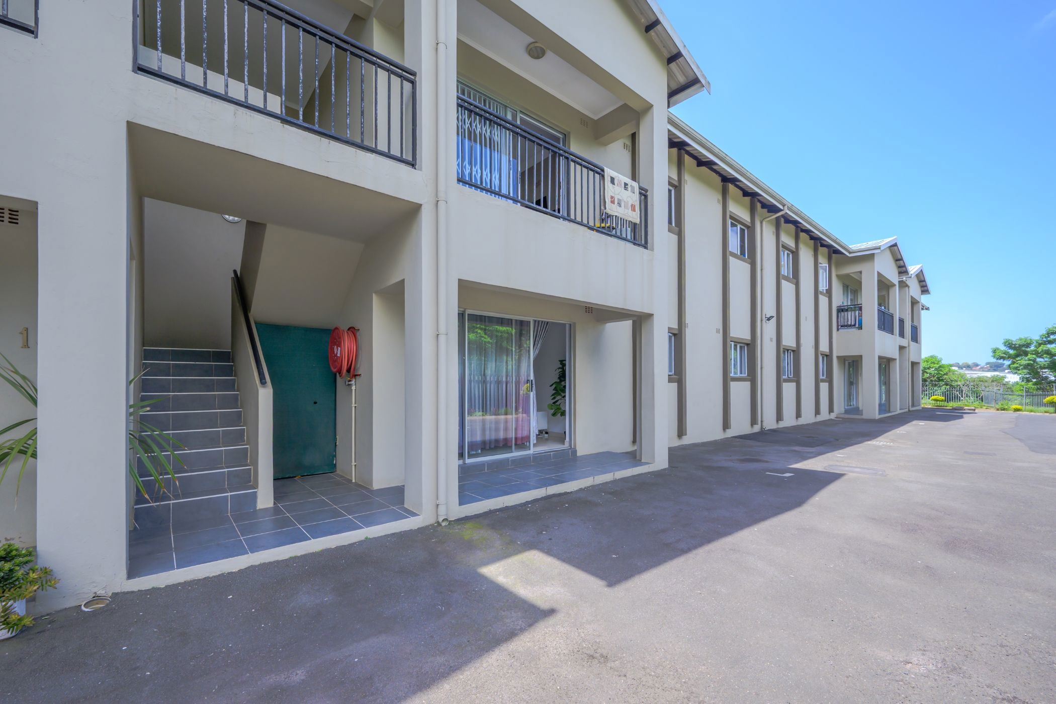 Apartment sold in Greenwood Park - 1ND1691617