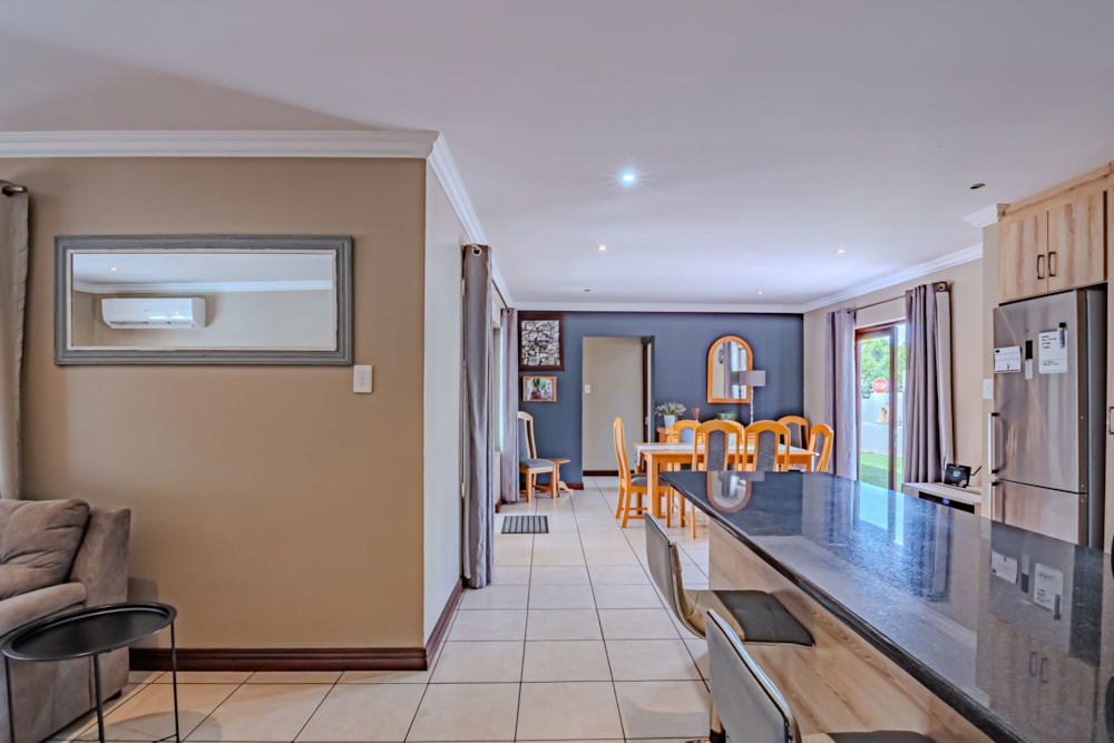 Security estate home sold in Willow Acres - PT1687515 Security estate home sold in Willow Acres - PT1687515