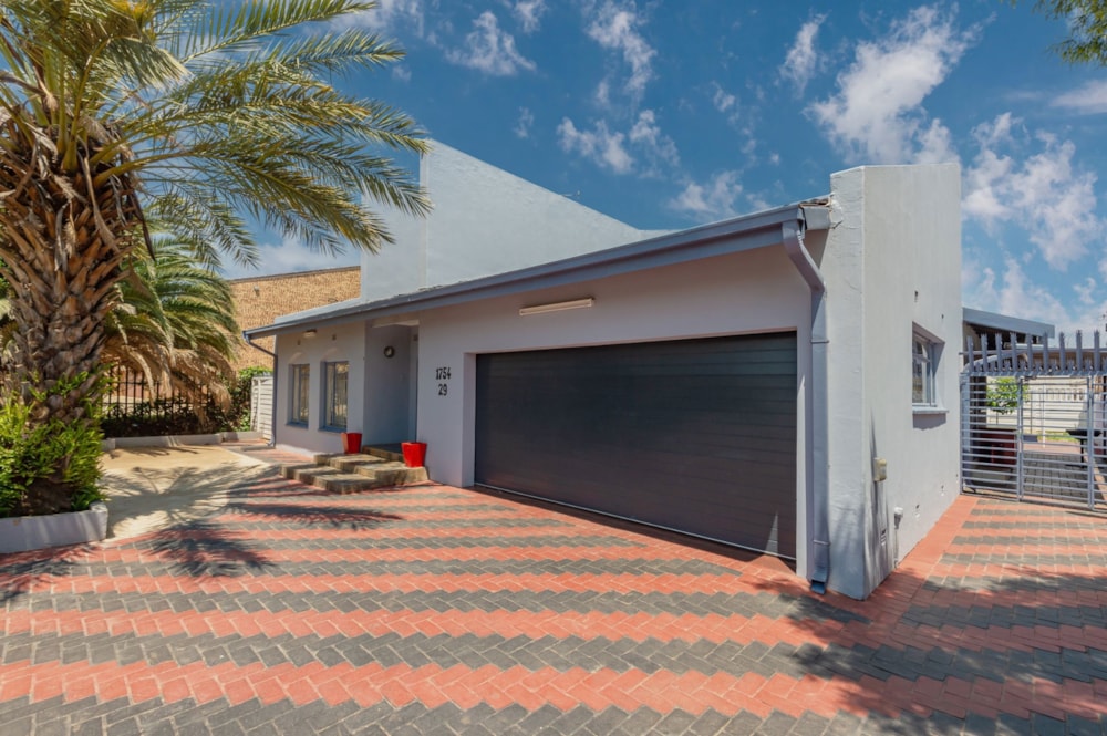 House sold in Lenasia South - 1GV1688397 House sold in Lenasia South - 1GV1688397