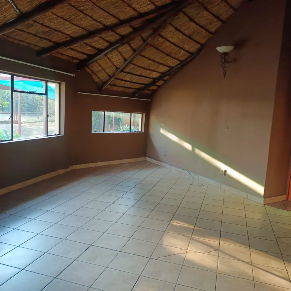 Cottage to rent in Vandermerweskroon - 1VT1664742