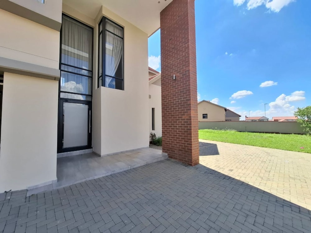 House for sale in Wild Olive Estate - 1BX1690398